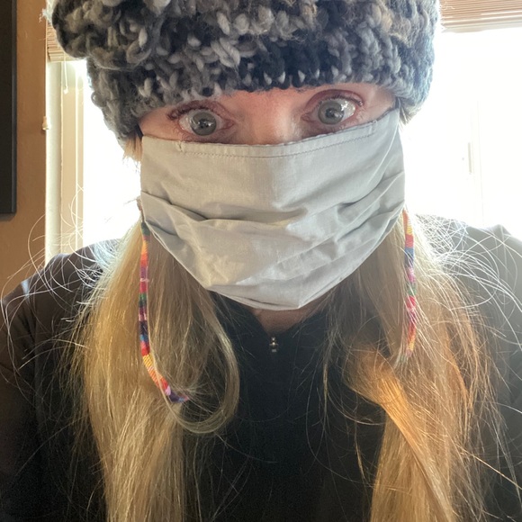 Meet your Posher, Beth - Picture 3 of 8